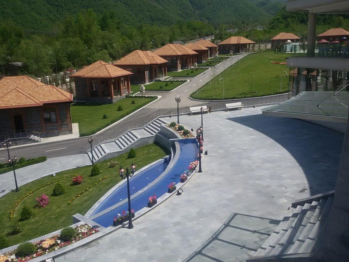 Отель Sheki Park Экстерьер фото